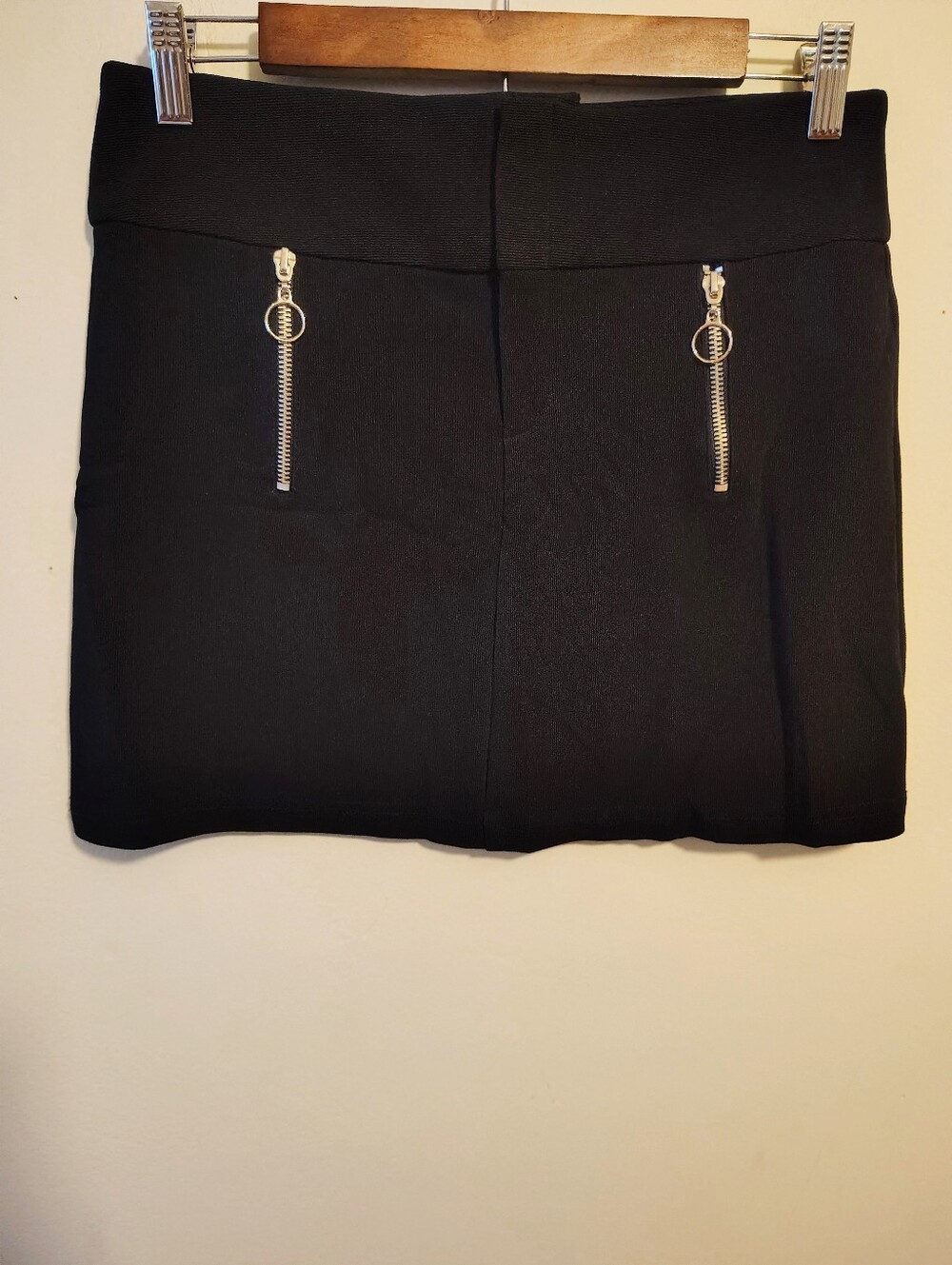 Vintage Y2K Black Micro Mini Skirt 7 Medium Zip Mall Goth Emo Rocker Rave Party